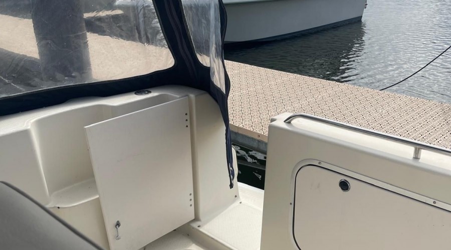 Bayliner 2855 (z&eacute;&eacute;r compleet)