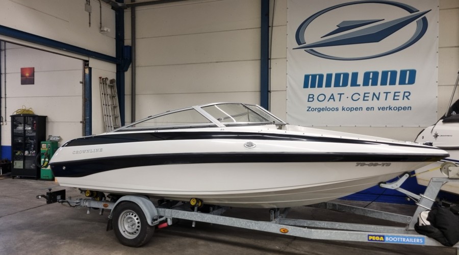 Nette Crownline 18 SS met MerCruiser 3.0 en Pega trailer