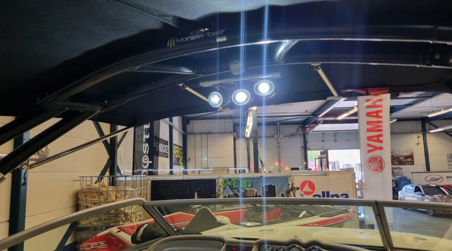 Superdikke Cobalt 24 SX uit 2005 met alle opties op LPG én benzine!