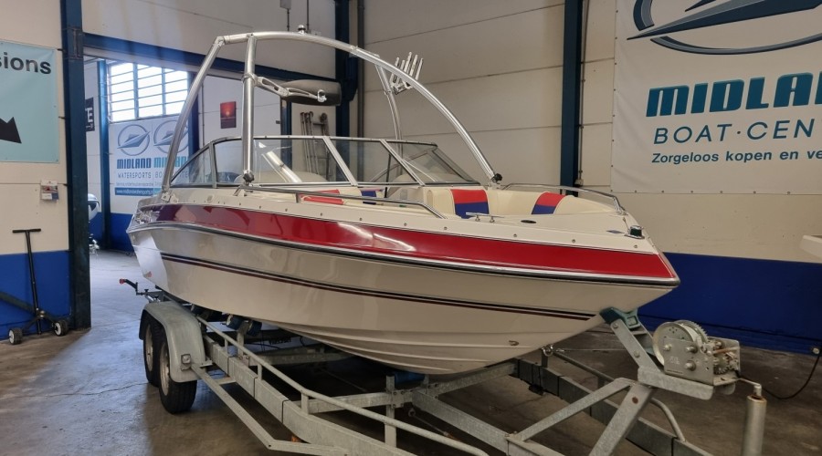 Hele nette Four Winns 190LE Bowrider